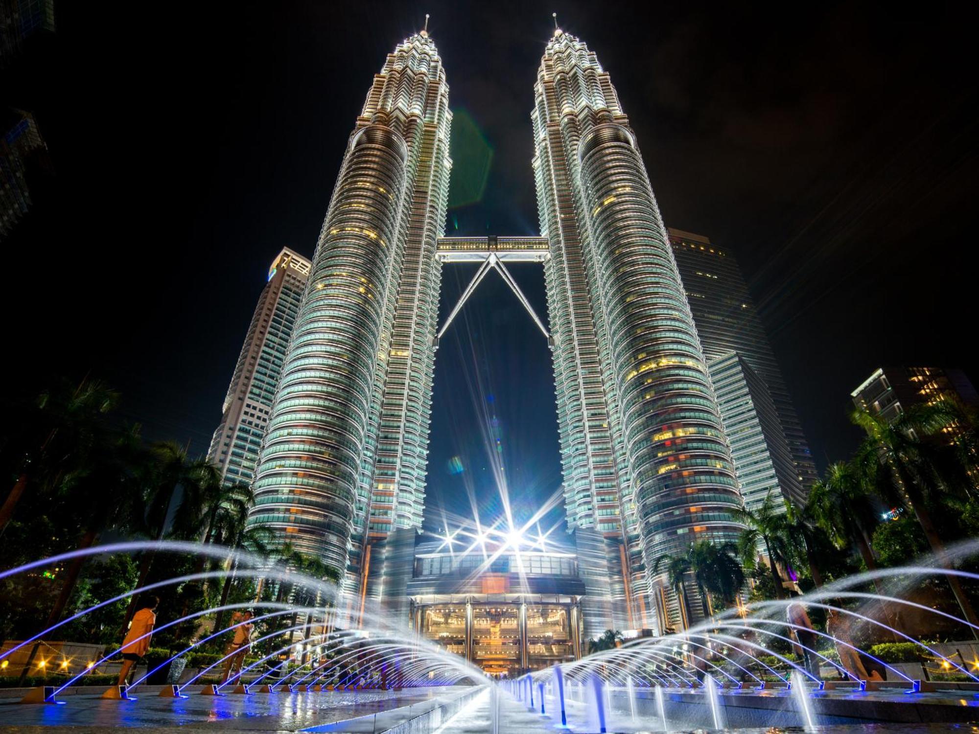 Sky Suites At Klcc By Mitstay 쿠알라룸푸르 외부 사진