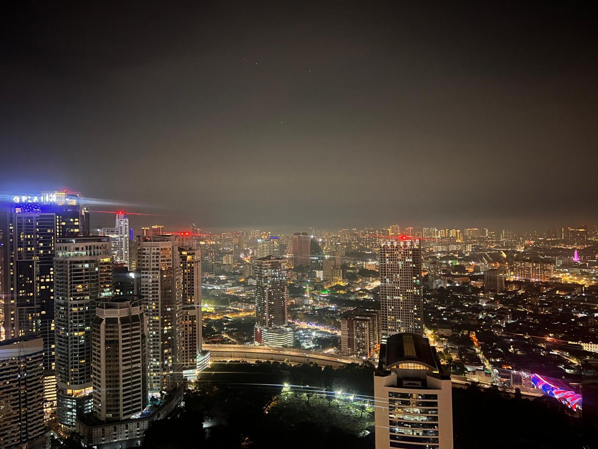 Sky Suites At Klcc By Mitstay 쿠알라룸푸르 외부 사진