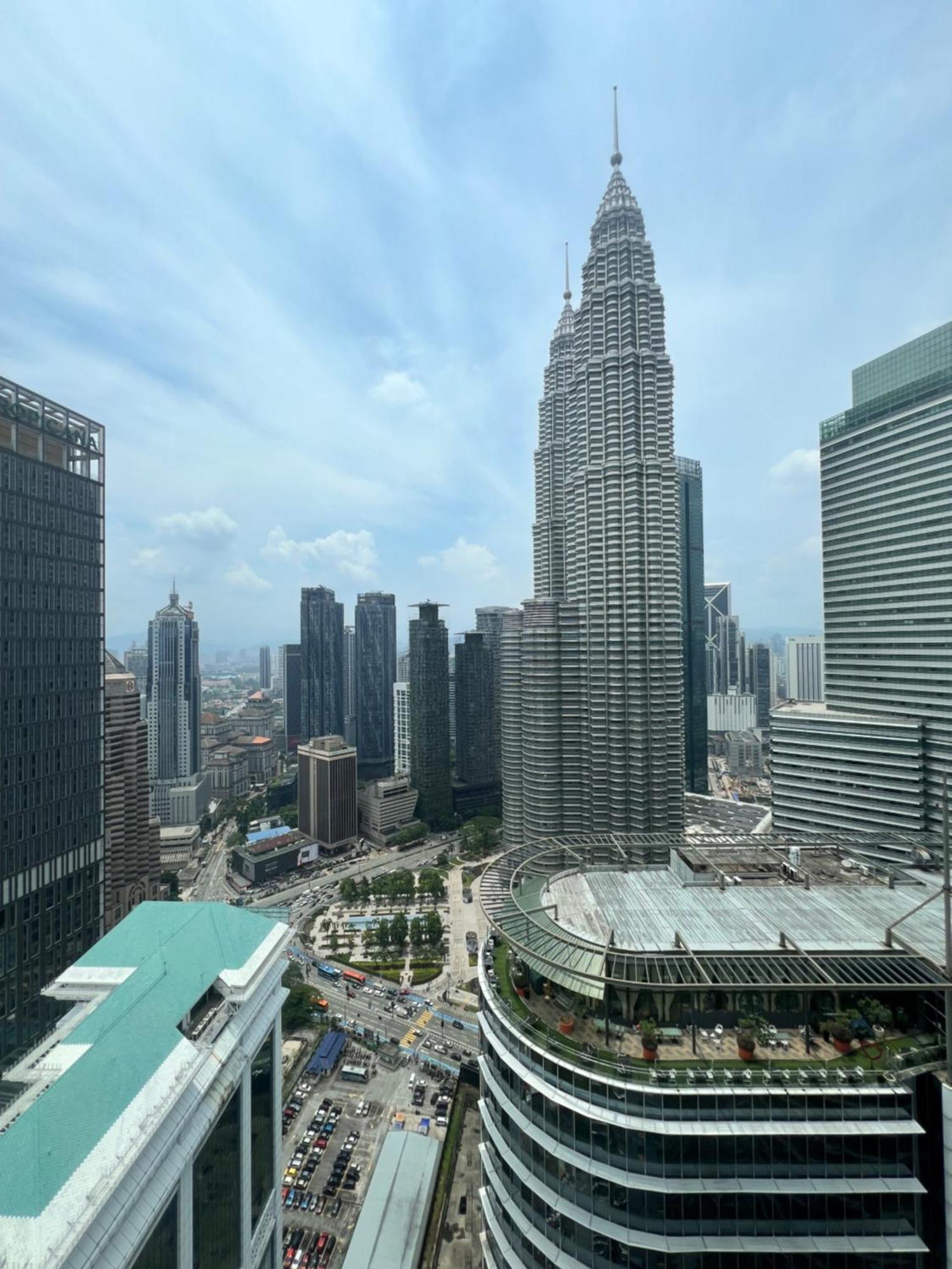 Sky Suites At Klcc By Mitstay 쿠알라룸푸르 외부 사진