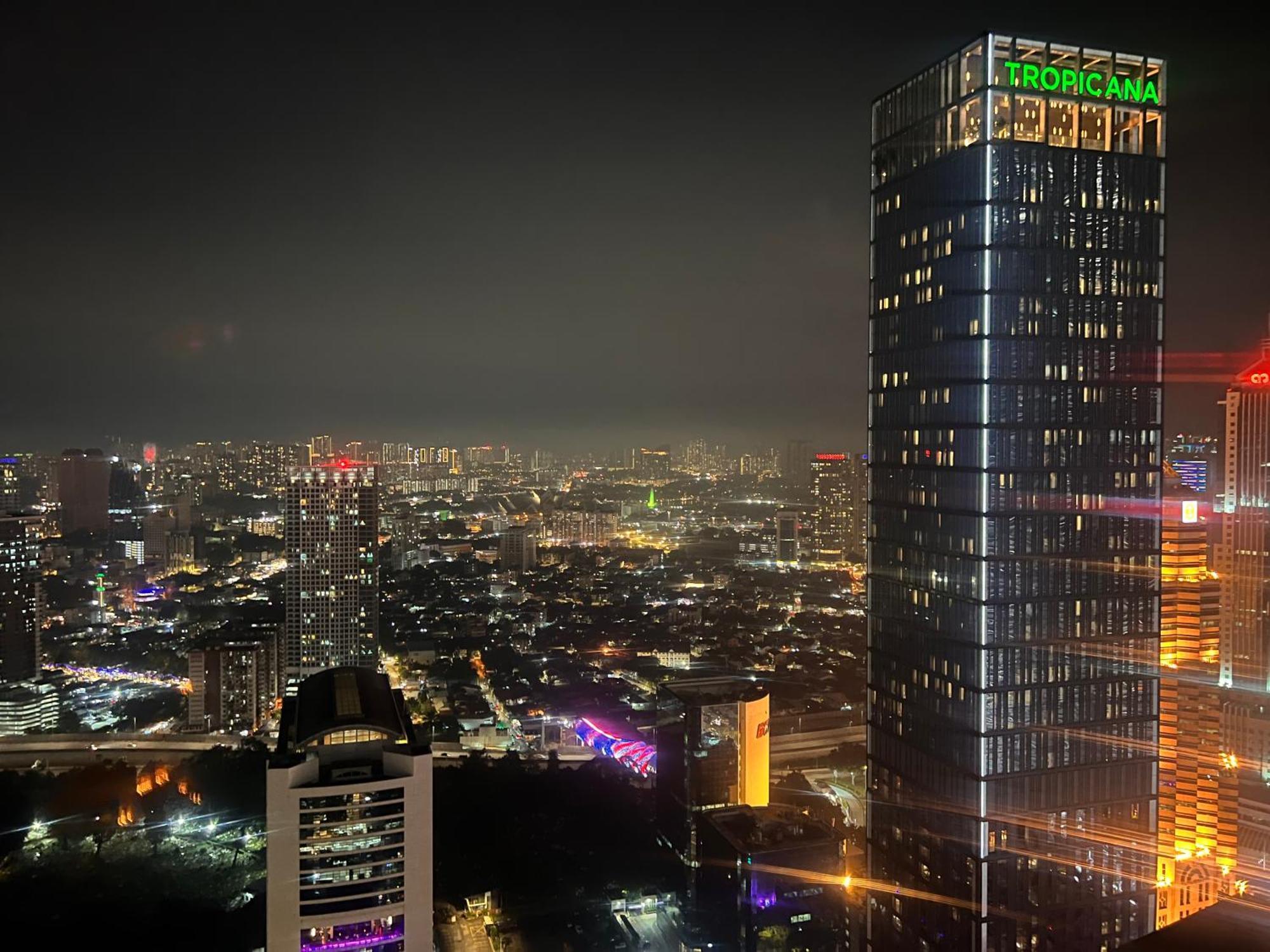 Sky Suites At Klcc By Mitstay 쿠알라룸푸르 외부 사진