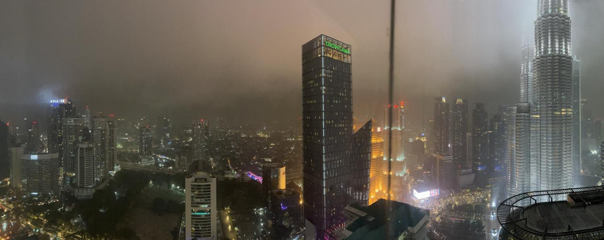 Sky Suites At Klcc By Mitstay 쿠알라룸푸르 외부 사진