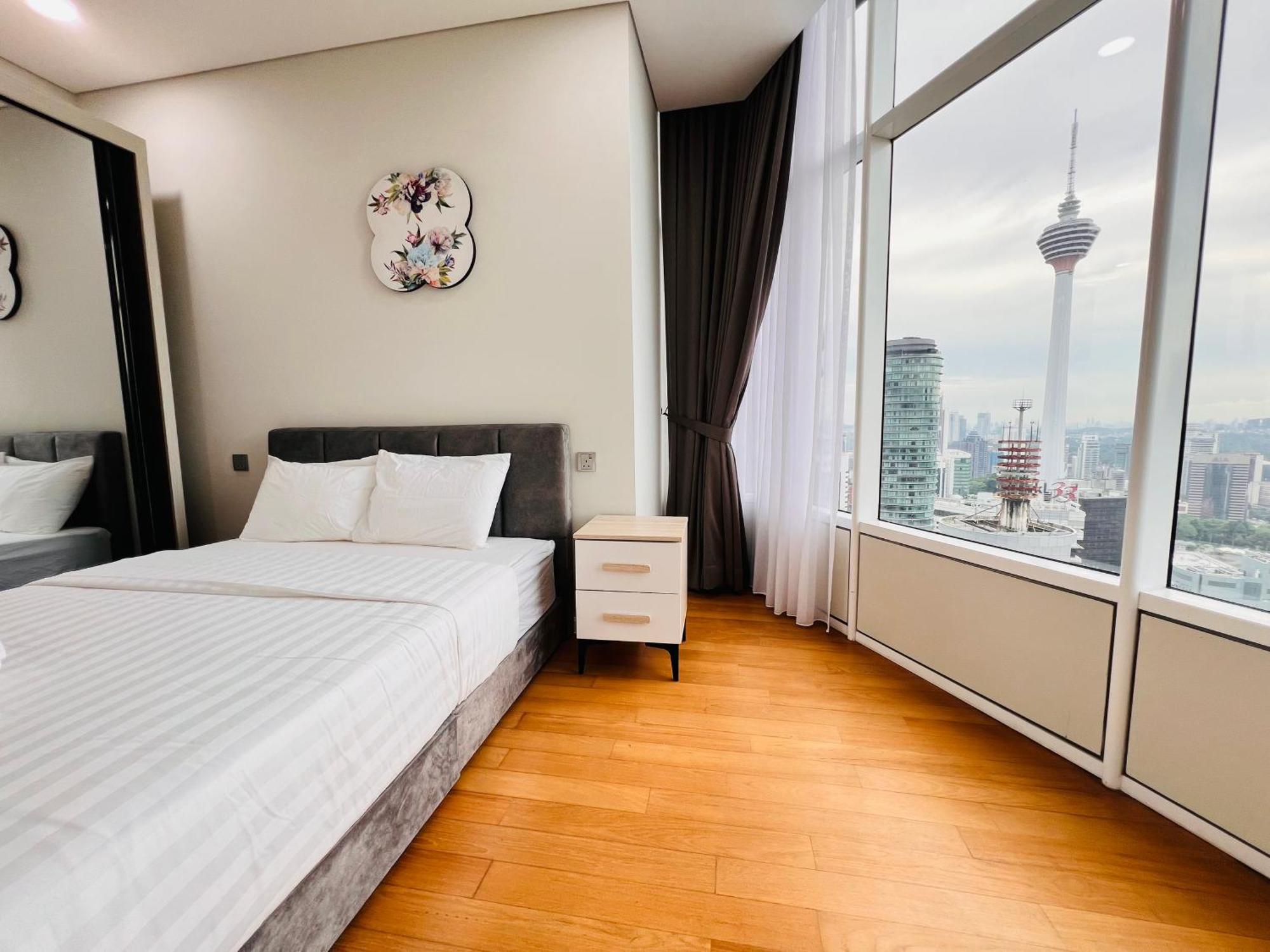Sky Suites At Klcc By Mitstay 쿠알라룸푸르 외부 사진